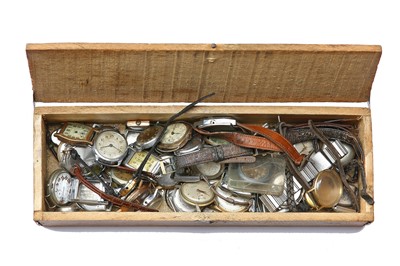 Lot 47 - A large collection of vintage timepieces....