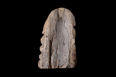 Lot 8 - A 13TH / 14TH CENTURY ITALIAN GOTHIC CARVED...