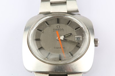 Lot 82 - Omega. A stainless steel automatic calendar...