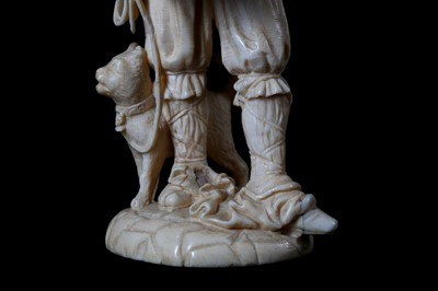 Lot 29 - A PAIR OF 19TH CENTURY IVORY FIGURES DEPICTING...