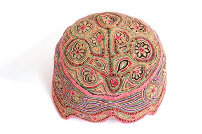 Lot 117 - FIVE CENTRAL ASIAN TRIBAL HATS South and...