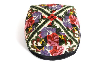 Lot 117 - FIVE CENTRAL ASIAN TRIBAL HATS South and...