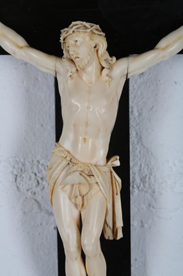 Lot 38 - A 19TH CENTURY CARVED IVORY CRUCIFIX the...