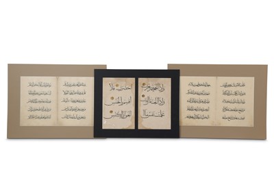 Lot 33 - A SELECTION OF THREE LOOSE QUR'ANIC BIFOLIOS...