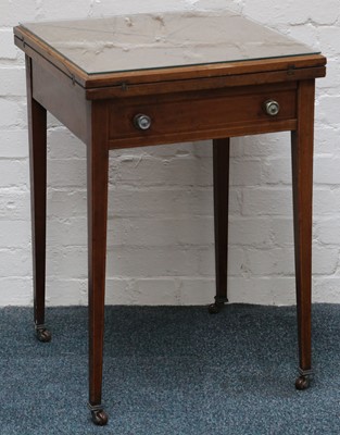 Lot 393 - An Edwardian mahogany crossbanded and line...