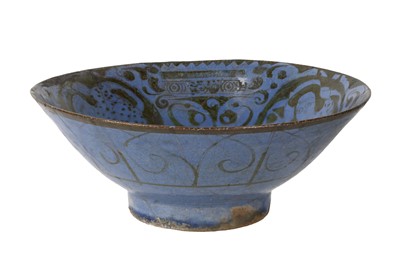 Lot 49 - A BLUE-GLAZED LUSTRE POTTERY BOWL WITH FIGURAL...