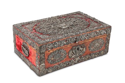 Lot 113 - AN 18TH CENTURY OTTOMAN (GREEK) SILVER MOUNTED...