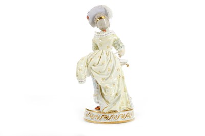 Lot 151 - A MEISSEN PORCELAIN FIGURE OF A LADY PLAYING...