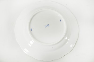 Lot 172 - A COLLECTION OF MEISSEN 'BLUE ONION' PATTERN...