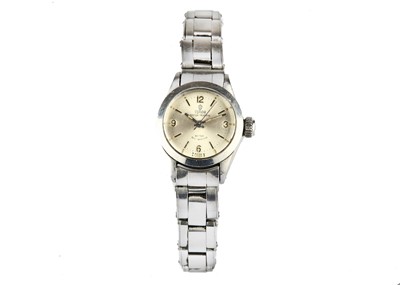 Lot 314 - TUDOR. A STAINLESS STEEL AUTOMATIC BRACELET...