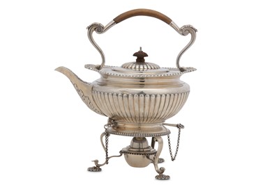 Lot 254 - An Edwardian antique sterling silver kettle on...