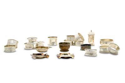 Lot 148 - A mixed group of silver napkin rings,...