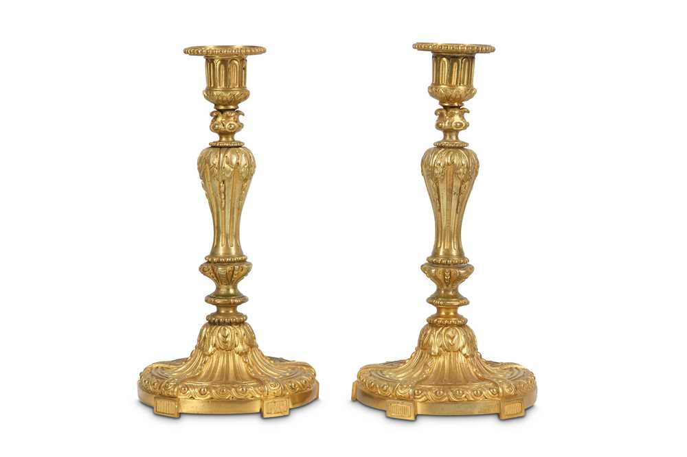 Lot 30 - A PAIR OF MID 19TH CENTURY FRENCH LOUIS XVI...