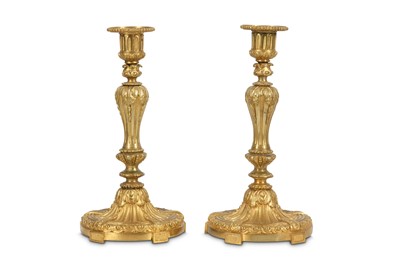 Lot 30 - A PAIR OF MID 19TH CENTURY FRENCH LOUIS XVI...