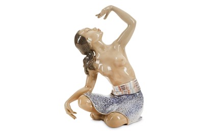 Lot 200 - A DAHL JENSEN PORCELAIN FIGURE OF AN ORIENTAL...