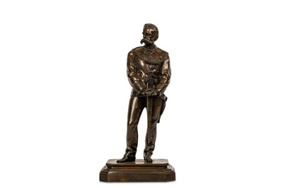 Lot 270 - AN EARLY 20TH CENTURY BRONZE FIGURE OF KING...