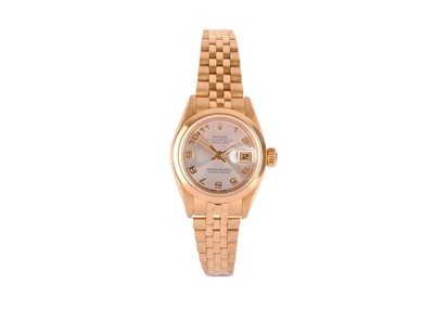 Lot 303 - ROLEX. A LADIES 18 K YELLOW GOLD AUTOMATIC...