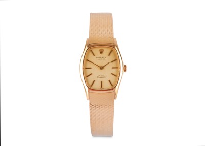 Lot 305 - ROLEX. AN 18 K GOLD MANUAL WIND BRACELET WATCH....