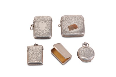 Lot 179 - A mixed group of antique sterling silver vesta...