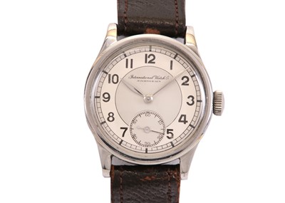 Lot 334 - IWC (INTERNATIONAL WATCH CO). A GENTS...