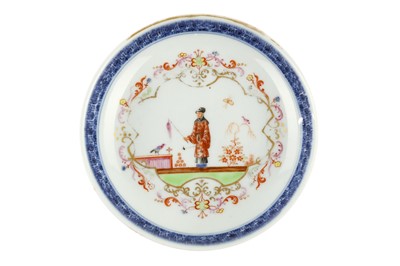 Lot 41 - A HAUSMALER-DECORATED CHINESE EXPORT PORCELAIN...