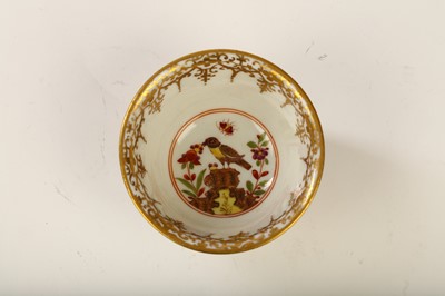 Lot 18 - A MEISSEN TEABOWL, circa 1735, finely painted...