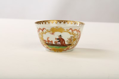 Lot 40 - A HAUSMALER-DECORATED CHINESE EXPORT PORCELAIN...