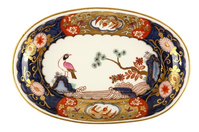 Lot 46 - A MEISSEN OVAL DISH OR STAND, circa 1740,...