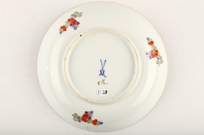Lot 118 - A MEISSEN SAUCER, circa 1735, painted with a...