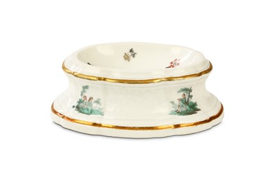 Lot 85 - A RARE MEISSEN TRENCHER SALT FROM THE ‘GREEN...