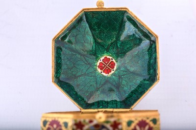 Lot 297 - A GEMSET ENAMELLED GOLD BOX Jaipur, Rajasthan,...