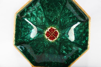 Lot 297 - A GEMSET ENAMELLED GOLD BOX Jaipur, Rajasthan,...