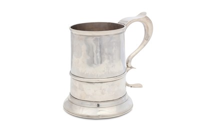 Lot 323 - A George III antique sterling silver mug,...