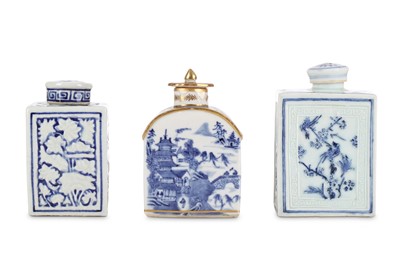 Lot 326 - THREE CHINESE BLUE AND WHITE TEA CADDIES AND...