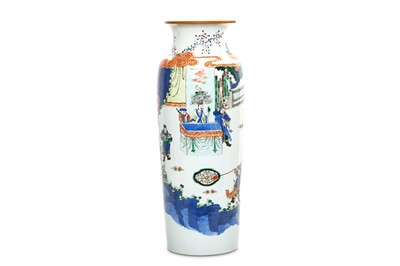 Lot 402 - A CHINESE FAMILLE VERTE SLEEVE VASE. 19th/20th...