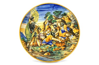 Lot 157 - A LATE 19TH CENTURY ITALIAN MAJOLICA CHARGER...