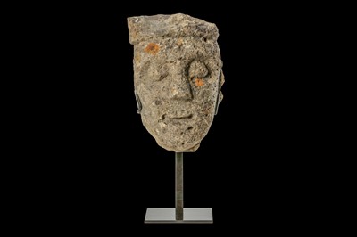 Lot 3 - A 13TH CENTURY GOTHIC CARVED LIMESTONE HEAD an...