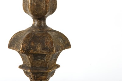Lot 144 - AN 18TH CENTURY ITALIAN PAINTED WOOD TORCHERE...