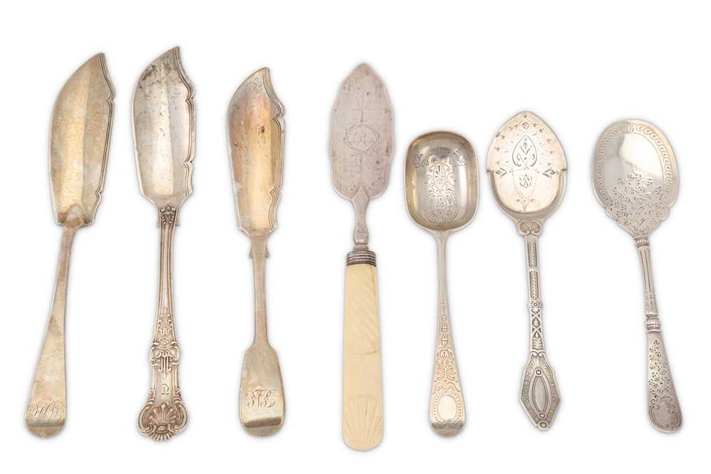 Lot 332 - A mixed group of sterling silver butter knives...