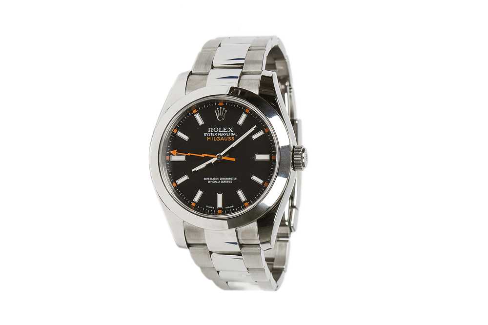 Lot 317 - ROLEX. A GENTS STAINLESS STEEL AUTOMATIC...