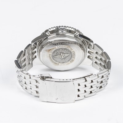 Lot 322 - BREITLING. A GENTS STAINLESS STEEL AUTOMATIC...