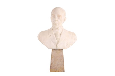 Lot 233 - AN EARLY 20TH CENTURY ALABASTER BUST OF A MAN...