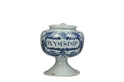 Lot 102 - AN ENGLISH DELFT SYRUP OR WET DRUG JAR, early...