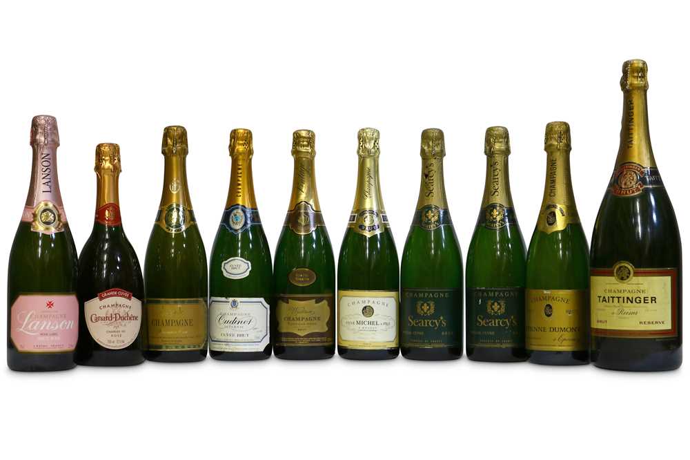 Lot 110 - A Selection of Sparkling Wines