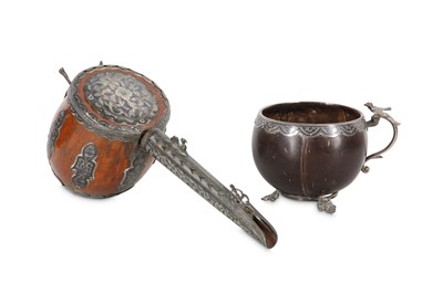 Lot 79 - A NIELLOED SILVER DRINKING VESSEL WITH A CUP...