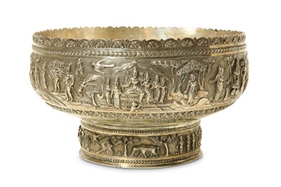 Lot 347 - AN INDIAN SILVER REPOUSSÉ RAMAYANA BOWL Poona,...