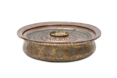 Lot 103 - A TOMBAK WASHING BASIN Ottoman Turkey, 18th -...