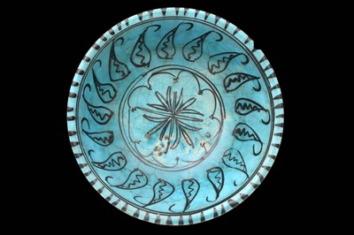 Lot 220 - A TURQUOISE-GLAZED KUBACHI POTTERY BOWL...