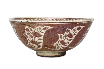 Lot 231 - A COPPER-LUSTRE POTTERY BOWL Iran, 17th...