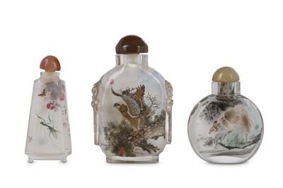 Lot 355 - THREE CHINESE INSIDE-PAINTED GLASS SNUFF...